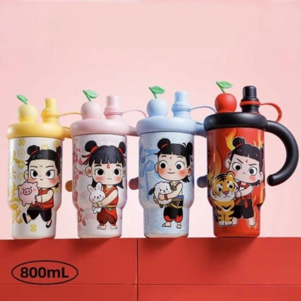 Garrafa Temática Nezha 800ml com Alça e Estampa Colorida - CGT4048