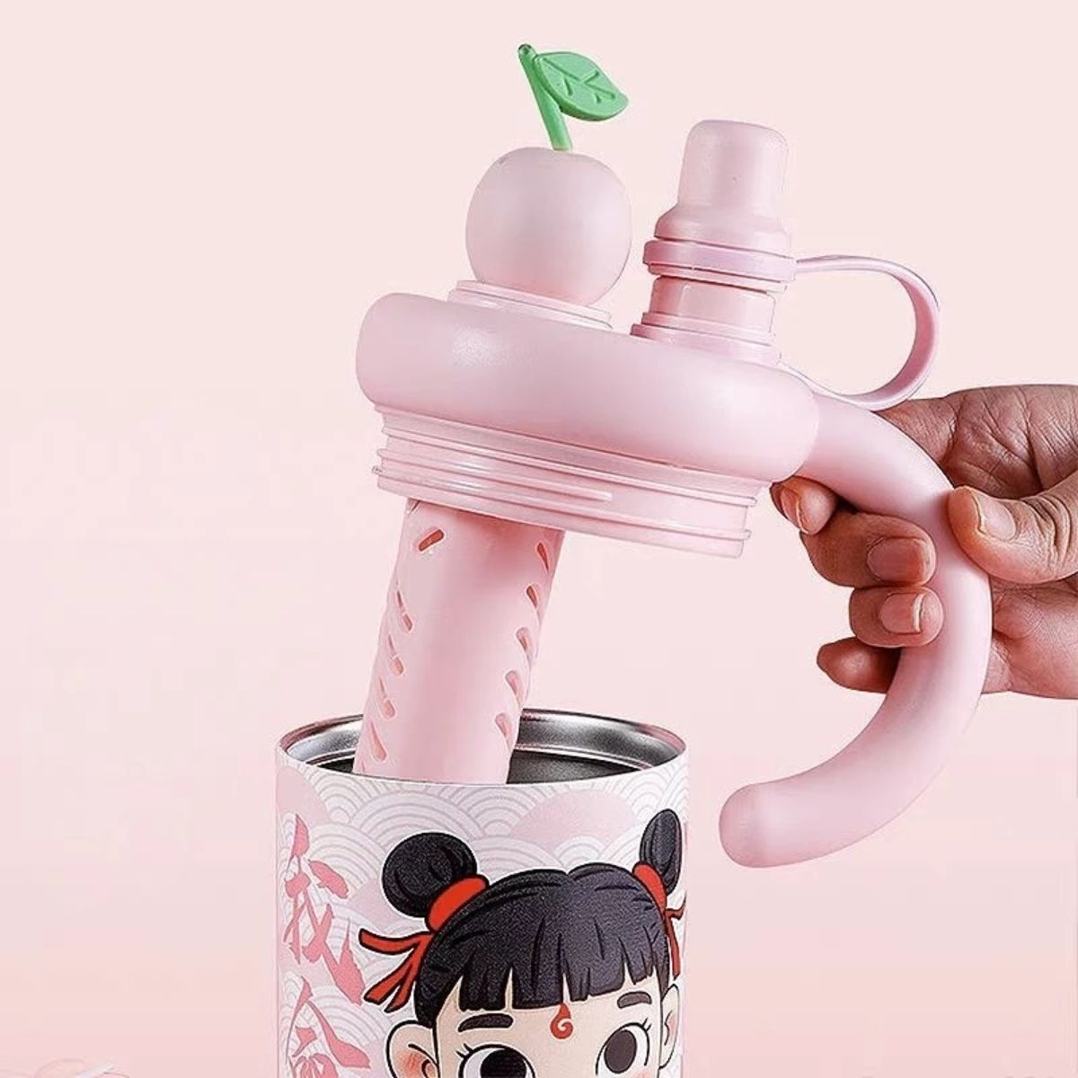 Garrafa Temática Nezha 800ml com Alça e Estampa Colorida - CGT4048