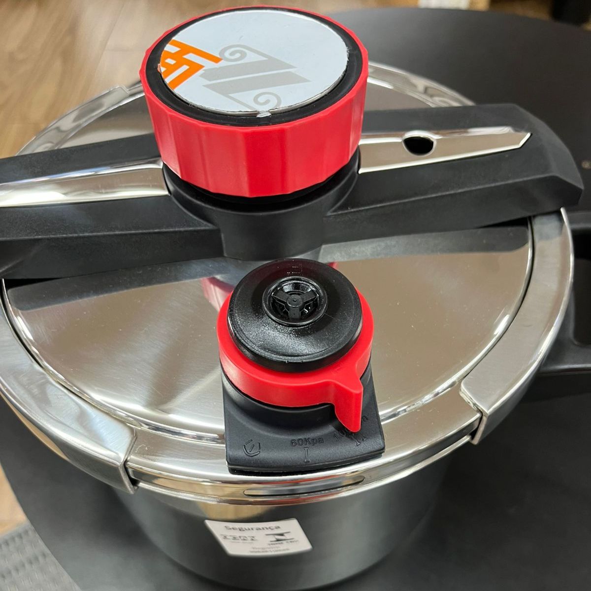 Panela de Pressão Inox 6L: Segurança e Rapidez - WN-424