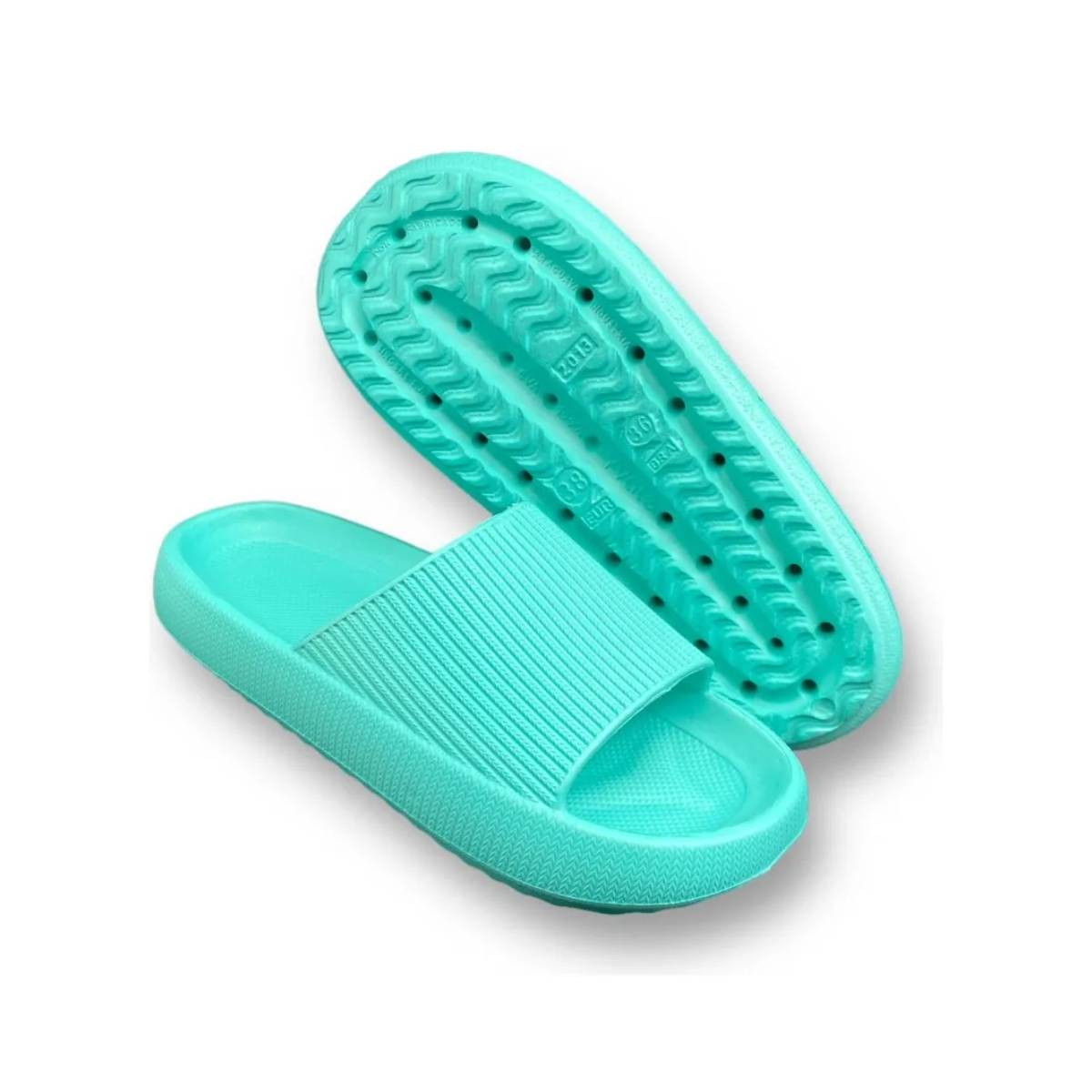 Chinelo Nuvem Turquesa Antiderrapante Unissex - W23107-10