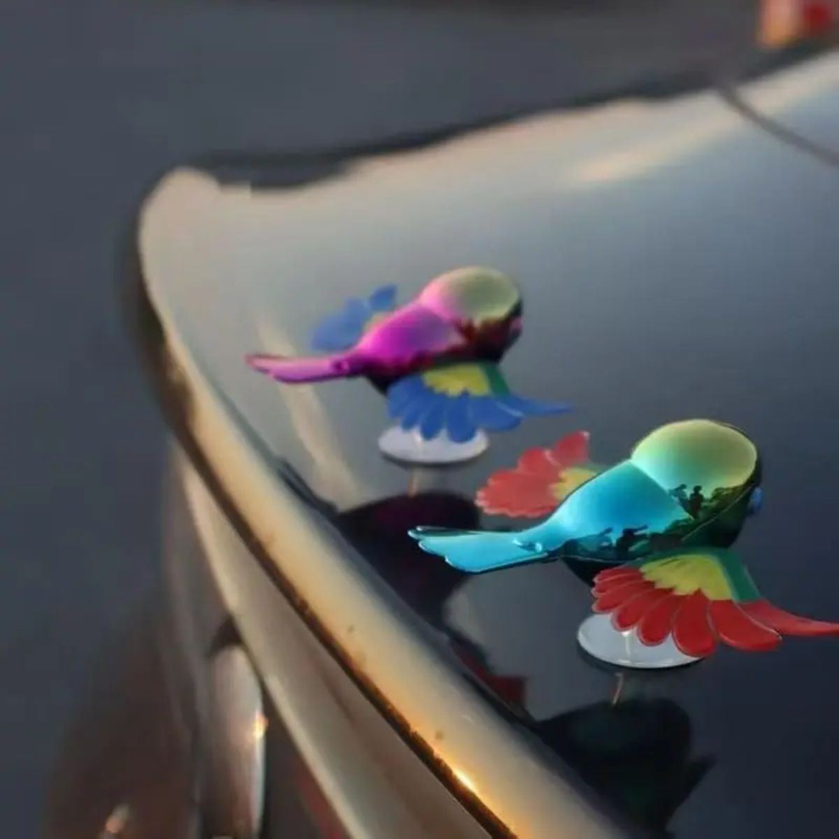 Enfeite Pássaro Decorativo com Asas Móveis para Carro e Moto - BJG-51135