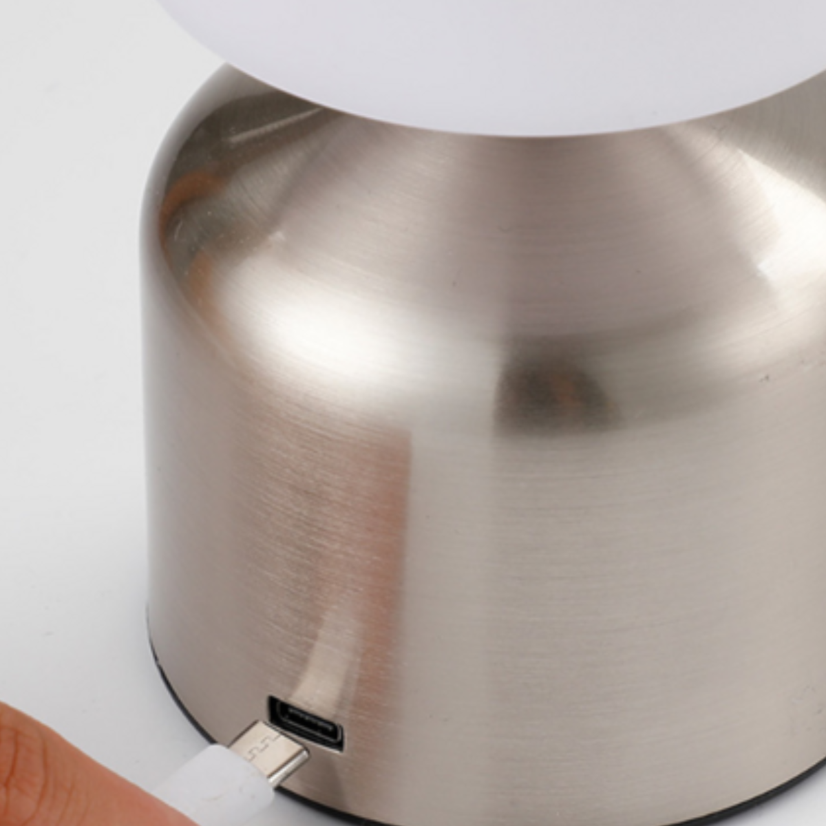 Luminária de Mesa LED Touch 3 Cores Sem Fio Recarregável - LPD0009