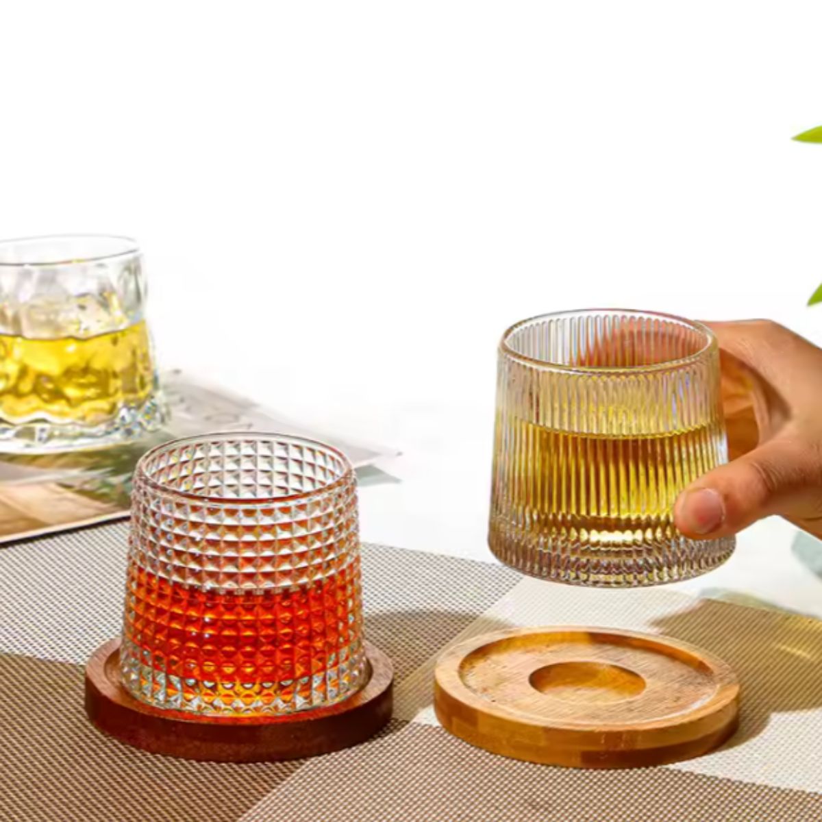 Copo de Whisky Giratório 170ml de Vidro com Base - HR-56